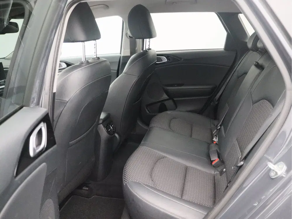 Kia Ceed 1.0 T-GDi DynamicPlusLine uit 2021, foto 9