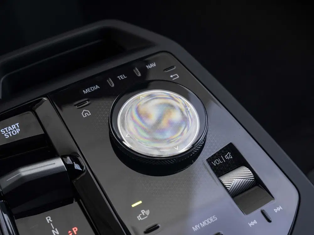 BMW iX xDrive45 uit 2026, foto 14