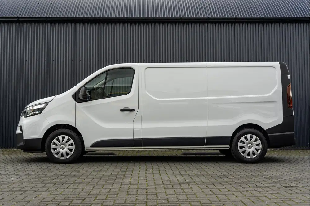 Renault Trafic uit 2023, foto 5