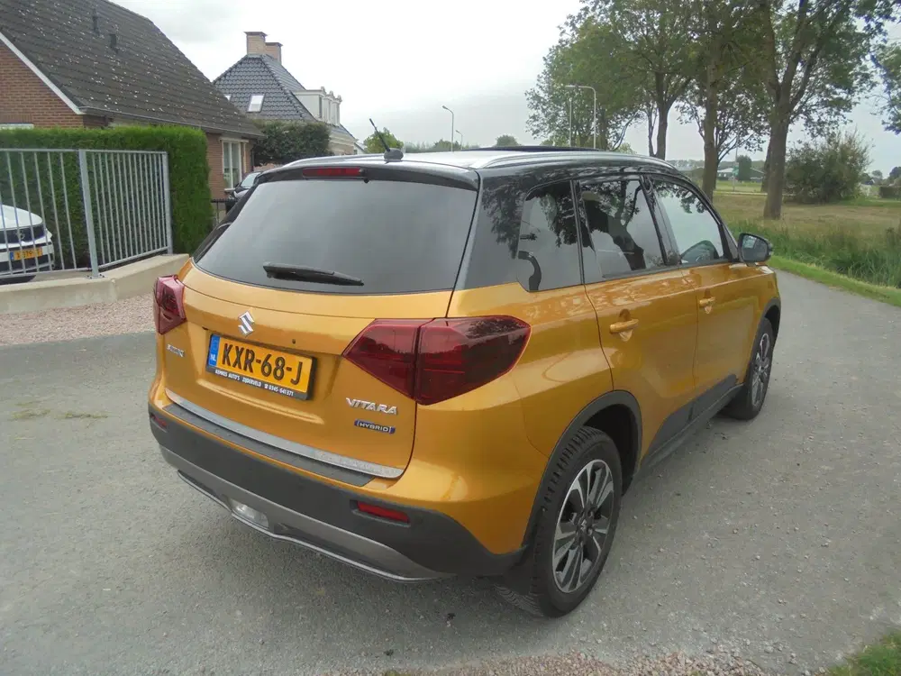 Suzuki Vitara Suzuki Vitara 1.5 Hybrid Automaat airco lm uit 2022, foto 3