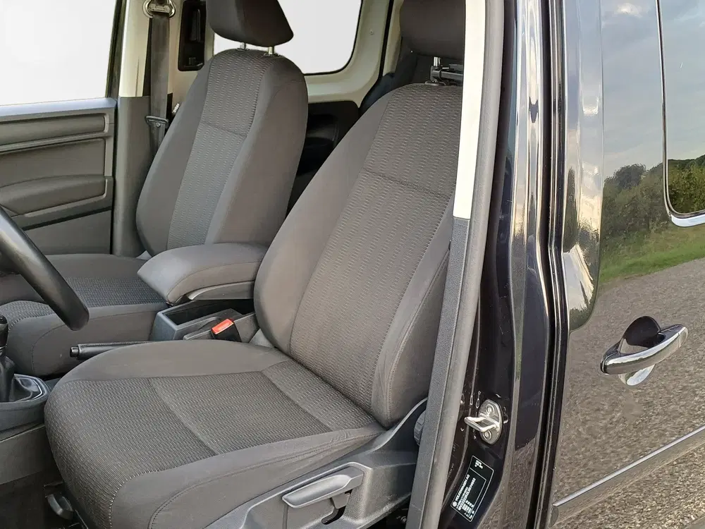 Volkswagen Caddy 1.4 TSI Comfortline uit 2020, foto 2