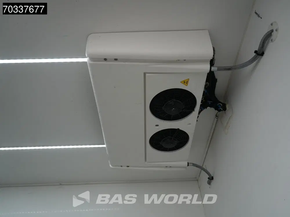 Iveco Daily Automaat Koel uit 2023, foto 15