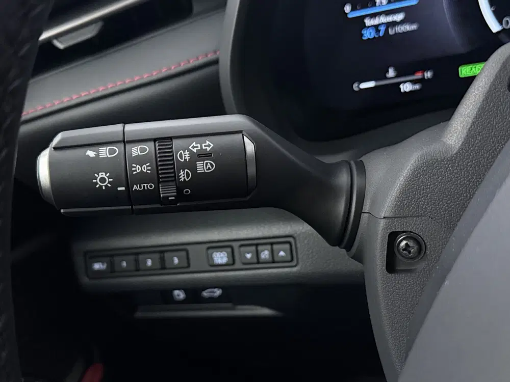 Lexus LBX 1.5 35th Edition 2WD uit 2026, foto 12