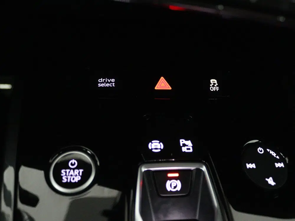 Audi Q4 e-tron 35 S edition 55 kWh uit 2024, foto 13