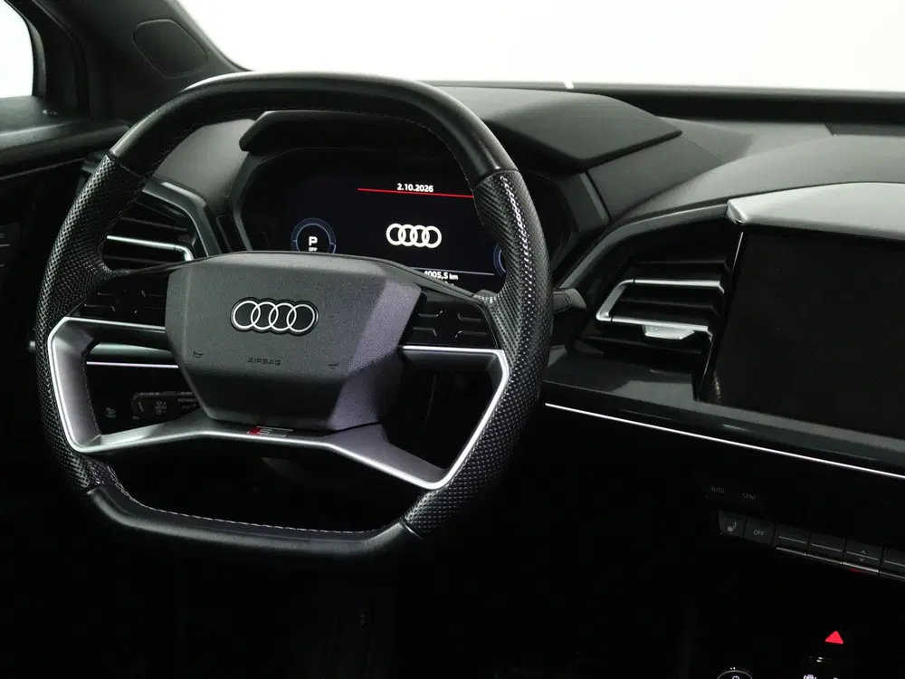 Audi Q4 e-tron 35 S edition 55 kWh uit 2024, foto 6