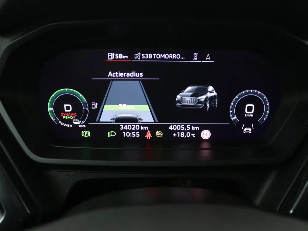 Audi Q4 e-tron 35 S edition 55 kWh uit 2024, foto 7