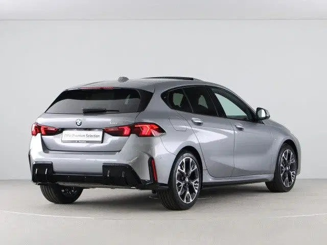 BMW 1-serie 120 (bj 2025 uit 2025, foto 4