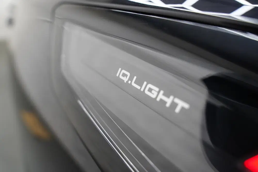 Volkswagen Tiguan 1.5 eTSI 3x R Line PANO IQ HEAD UP H&K 360 uit 2024, foto 11