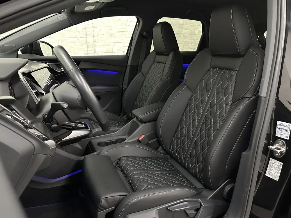 Audi Q4 e-tron 40 S-Line uit 2023, foto 5