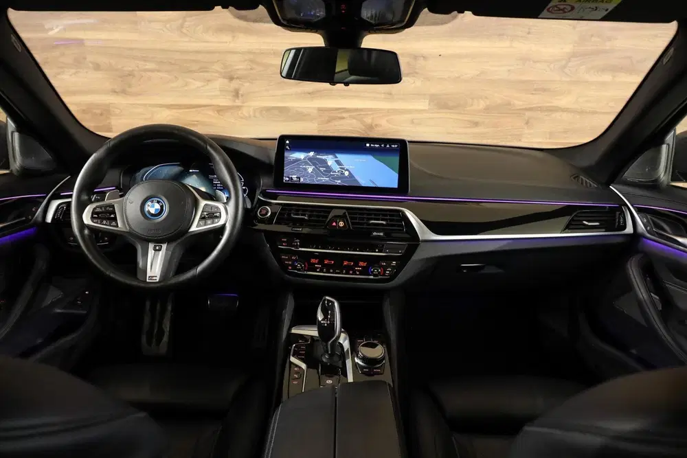 BMW 5-serie 530e M-Sport uit 2022, foto 3
