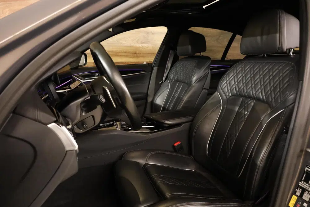 BMW 5-serie 530e M-Sport uit 2022, foto 7