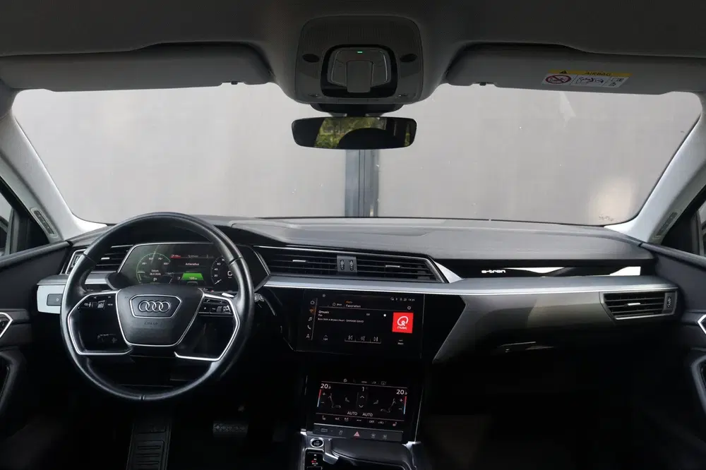 Audi e-tron 50 quattro edition 71 kWh 313PK uit 2021, foto 14