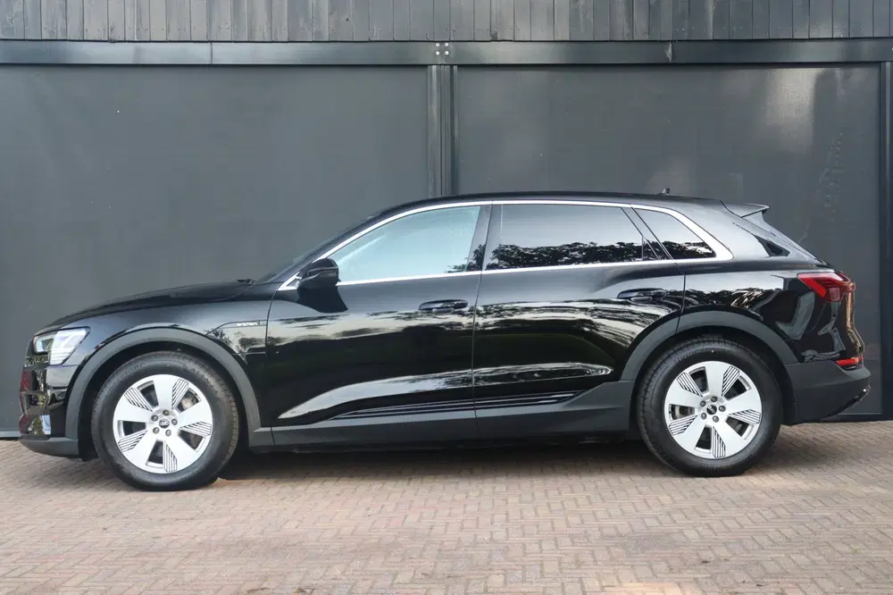 Audi e-tron 50 quattro edition 71 kWh 313PK uit 2021, foto 4