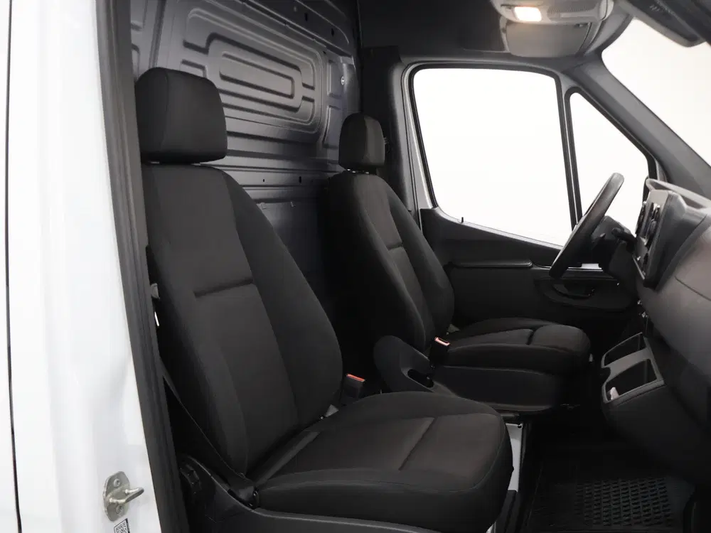 Mercedes-Benz Sprinter 315 CDI uit 2023, foto 10