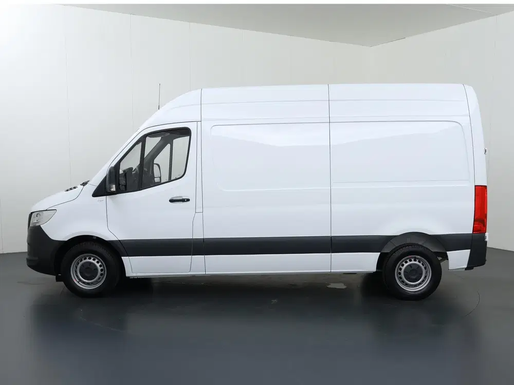 Mercedes-Benz Sprinter 315 CDI uit 2023, foto 5