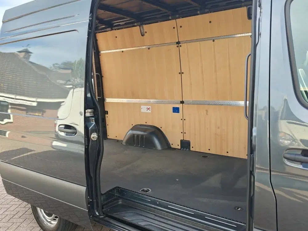 Mercedes-Benz Sprinter 317 1.9 CDI L2H2 uit 2024, foto 6