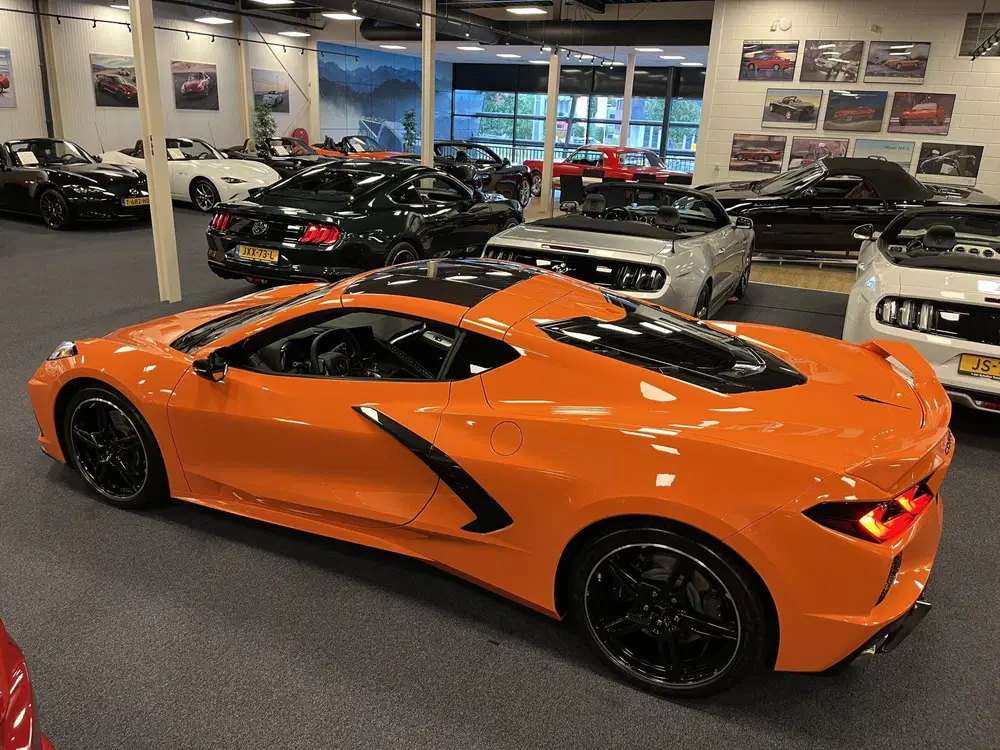 Chevrolet Corvette C8 6.2 V8 Stingray Coupe 3LT Z51 497PK 70 uit 2023, foto 13