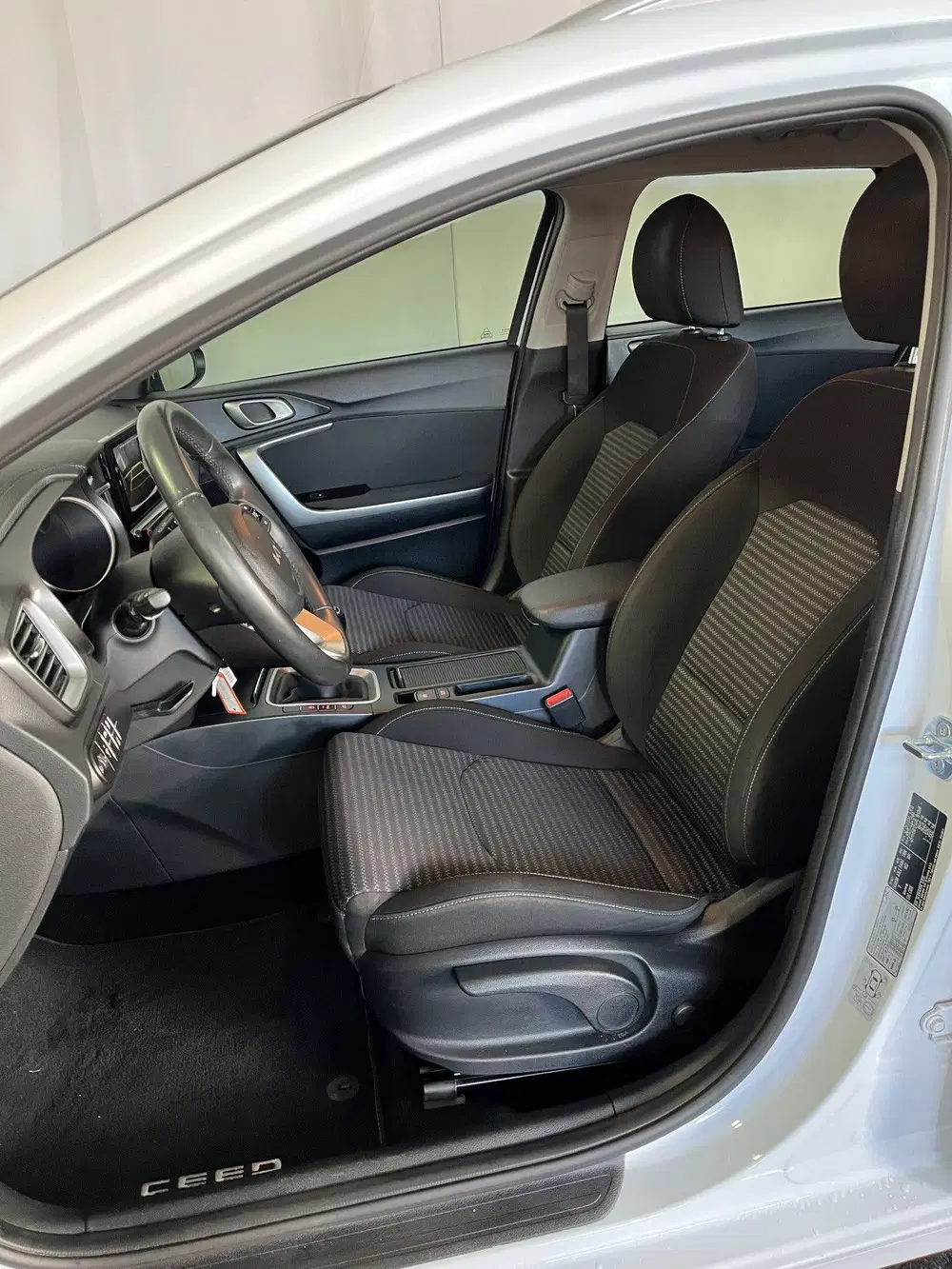 Kia Ceed 1.0 T-GDi DynamicLine 1E EIGN uit 2024, foto 5