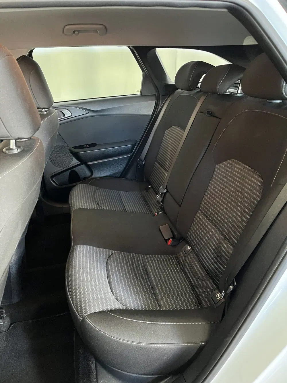 Kia Ceed 1.0 T-GDi DynamicLine 1E EIGN uit 2024, foto 6