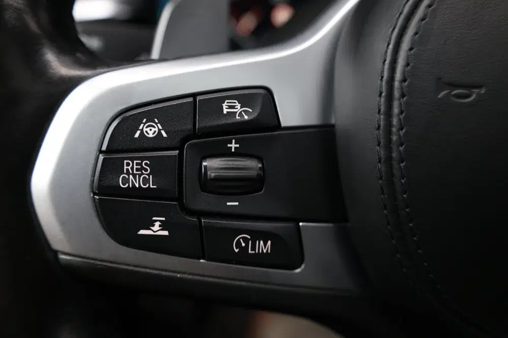 BMW 5-serie 540i xDrive M-Sport LED uit 2019, foto 11