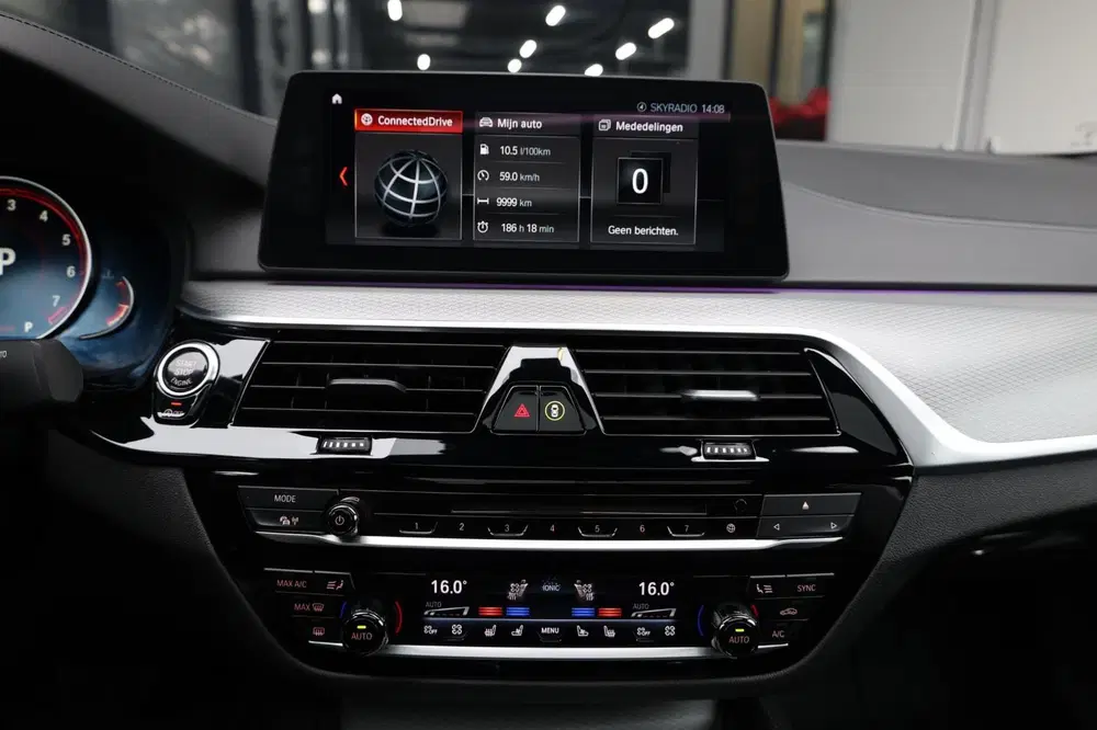 BMW 5-serie 540i xDrive M-Sport LED uit 2019, foto 12
