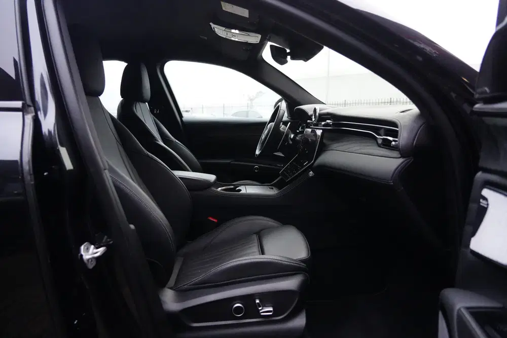 Maserati Grecale 2.0 MHEV Modena uit 2023, foto 9