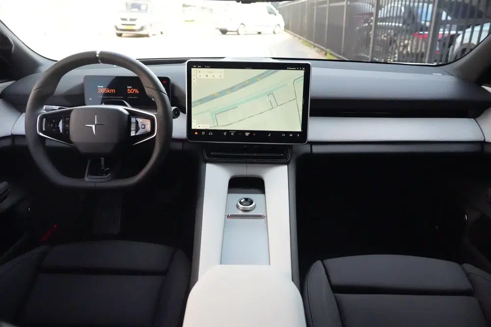 Polestar 4 Long Range Dual Motor Performance Plus 100 uit 2026, foto 3