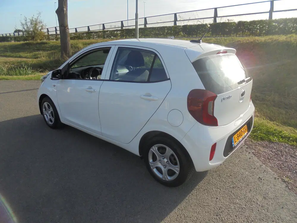 Kia Picanto Kia Picanto 1.0 Benzine Automaat airco 89. uit 2021, foto 2