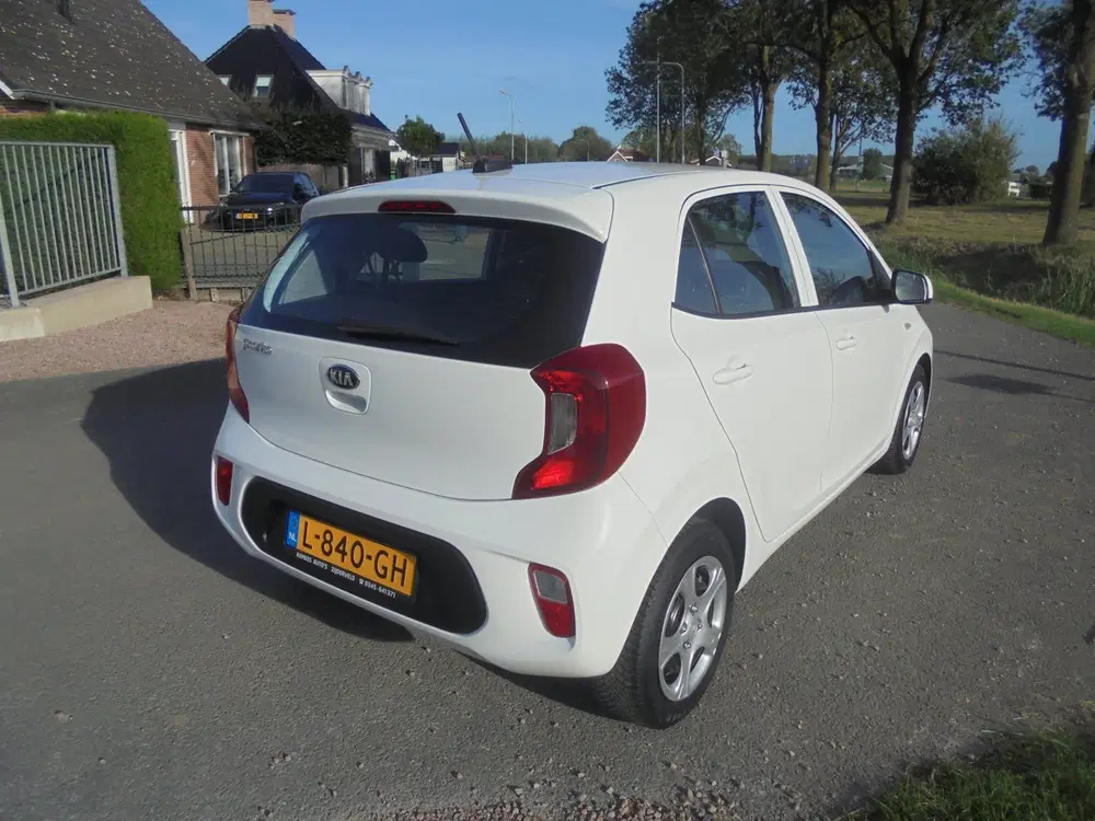 Kia Picanto Kia Picanto 1.0 Benzine Automaat airco 89. uit 2021, foto 3
