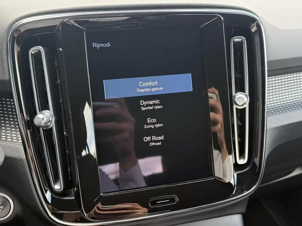 Volvo XC40 1.5 T3 R-Design Adaptieve Cruise Control uit 2021, foto 10
