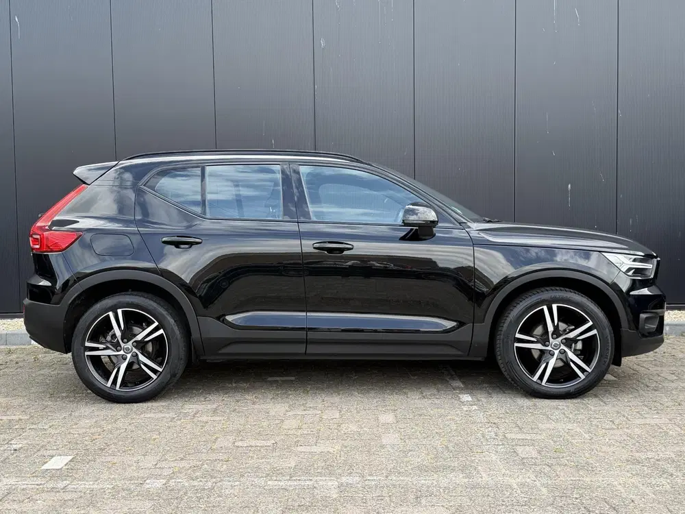 Volvo XC40 1.5 T3 R-Design Adaptieve Cruise Control uit 2021, foto 3