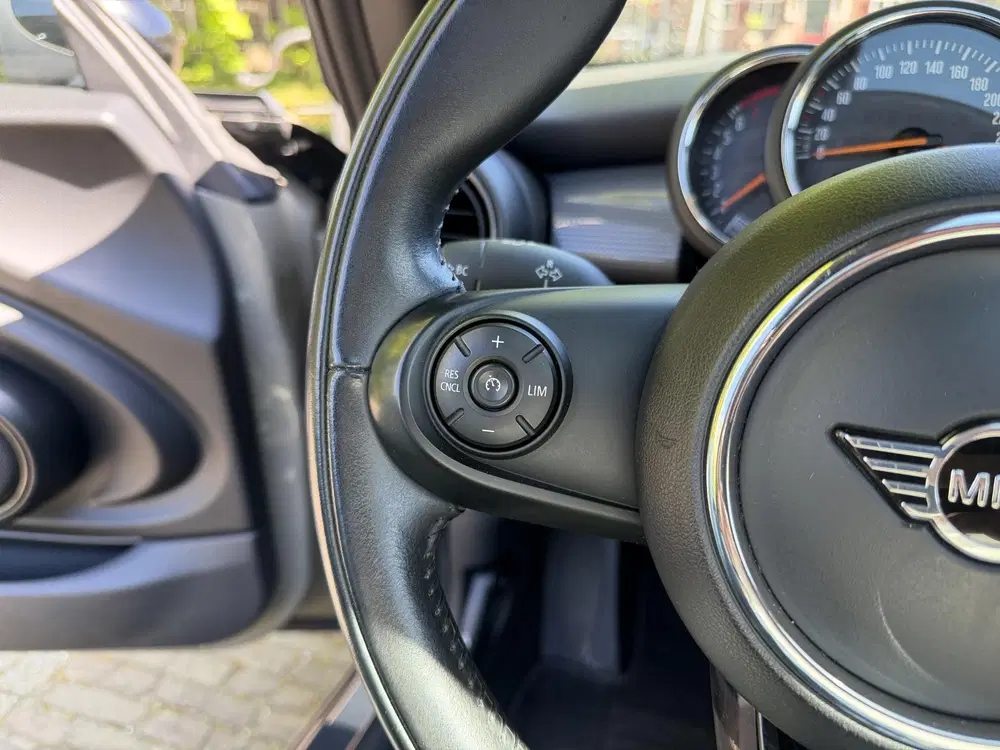 Mini Cooper 1.5 Cooper uit 2020, foto 10
