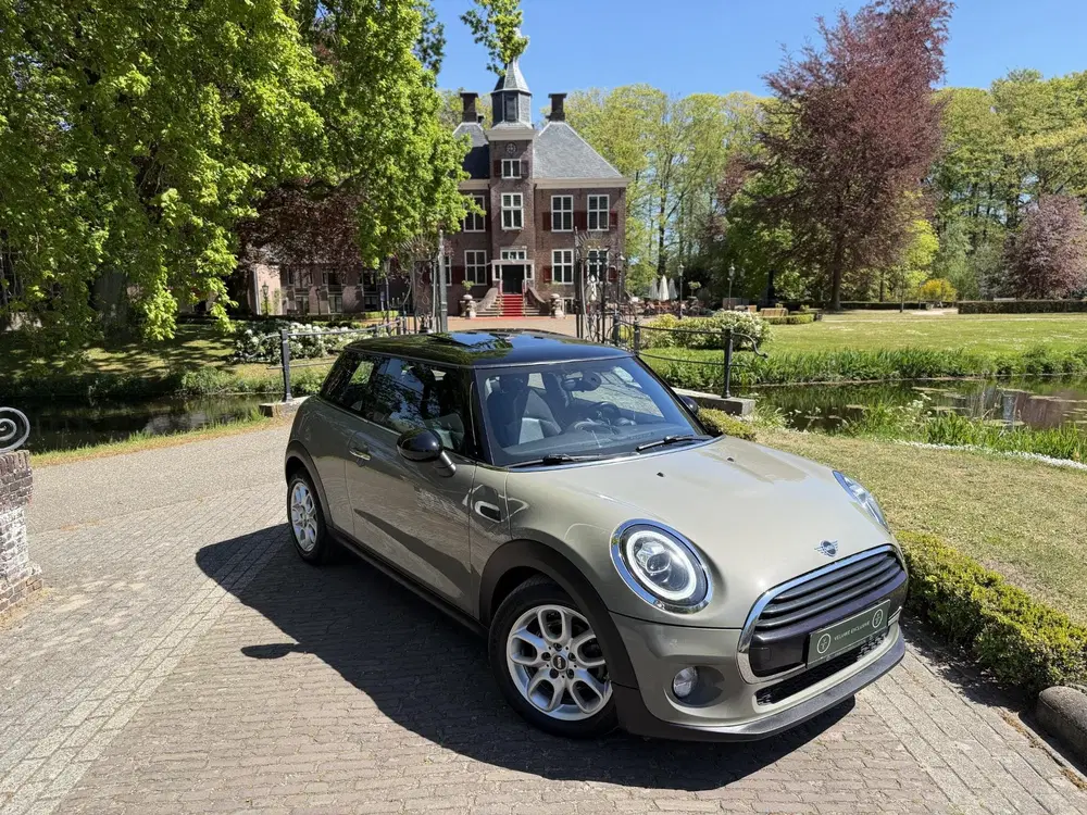 Mini Cooper 1.5 Cooper uit 2020, foto 4