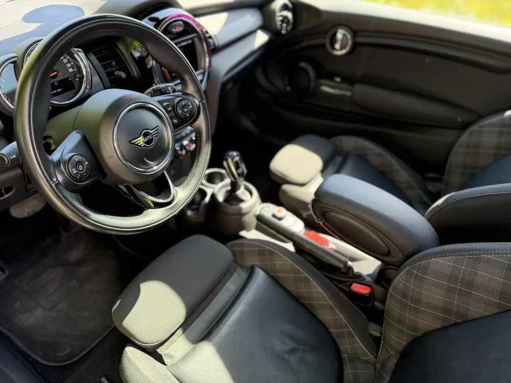 Mini Cooper 1.5 Cooper uit 2020, foto 7