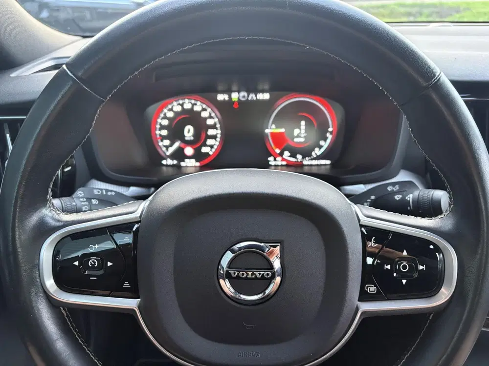 Volvo S60 Recharge T8 AWD R-DESIGN uit 2021, foto 11