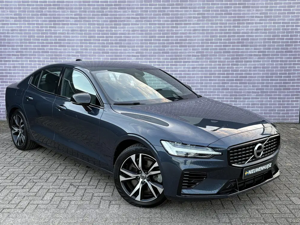 Volvo S60 Recharge T8 AWD R-DESIGN uit 2021, foto 9
