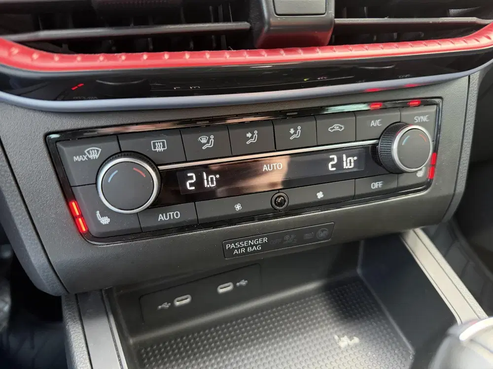 SEAT Ibiza 1.0 EcoTSI FR Business Connect uit 2024, foto 15