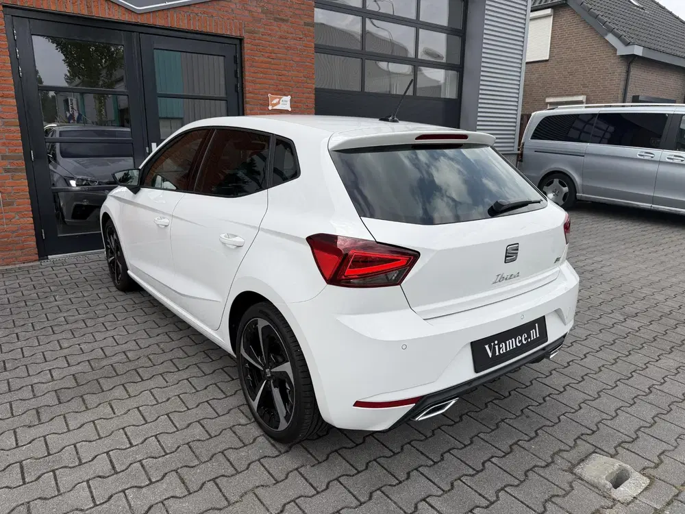 SEAT Ibiza 1.0 EcoTSI FR Business Connect uit 2024, foto 4