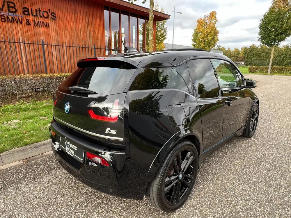 BMW i3 i3S Grote navi uit 2022, foto 2