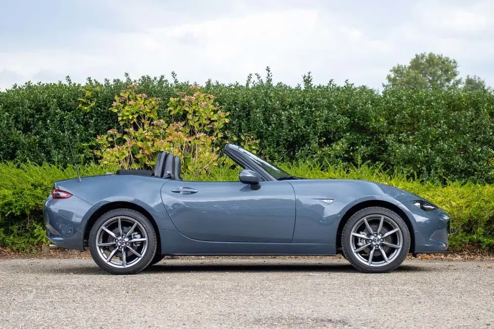 Mazda MX-5 ND 2.0l SkyActiv-G 184 GT-M Polymetal Gray uit 2023, foto 3