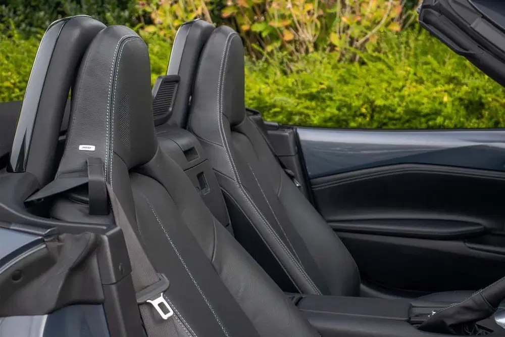 Mazda MX-5 ND 2.0l SkyActiv-G 184 GT-M Polymetal Gray uit 2023, foto 6