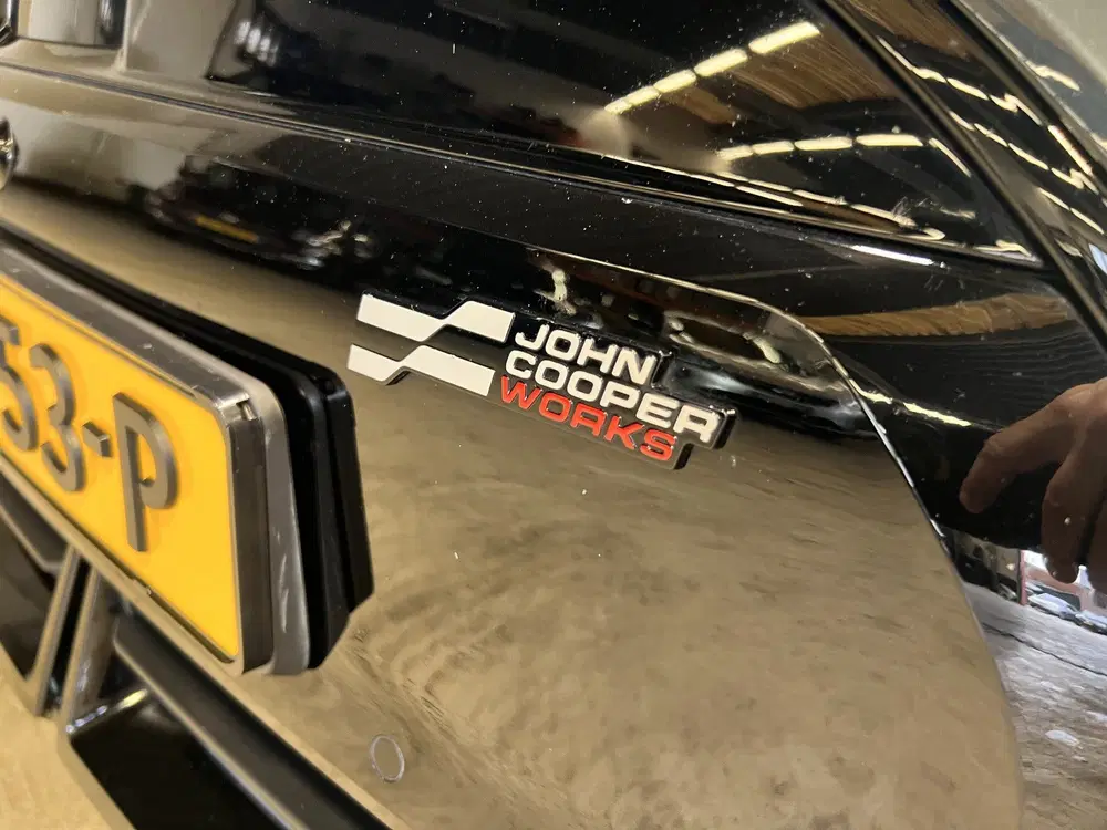 Mini John Cooper Works Cooper SE John Cooper Works 54.2 kWh uit 2024, foto 14