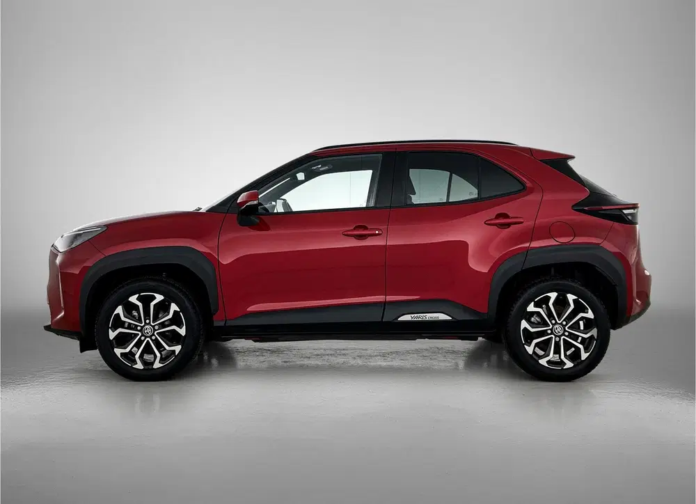 Toyota Yaris Cross 1.5 Hybrid Dynamic + Limited Dealer Onder uit 2023, foto 3