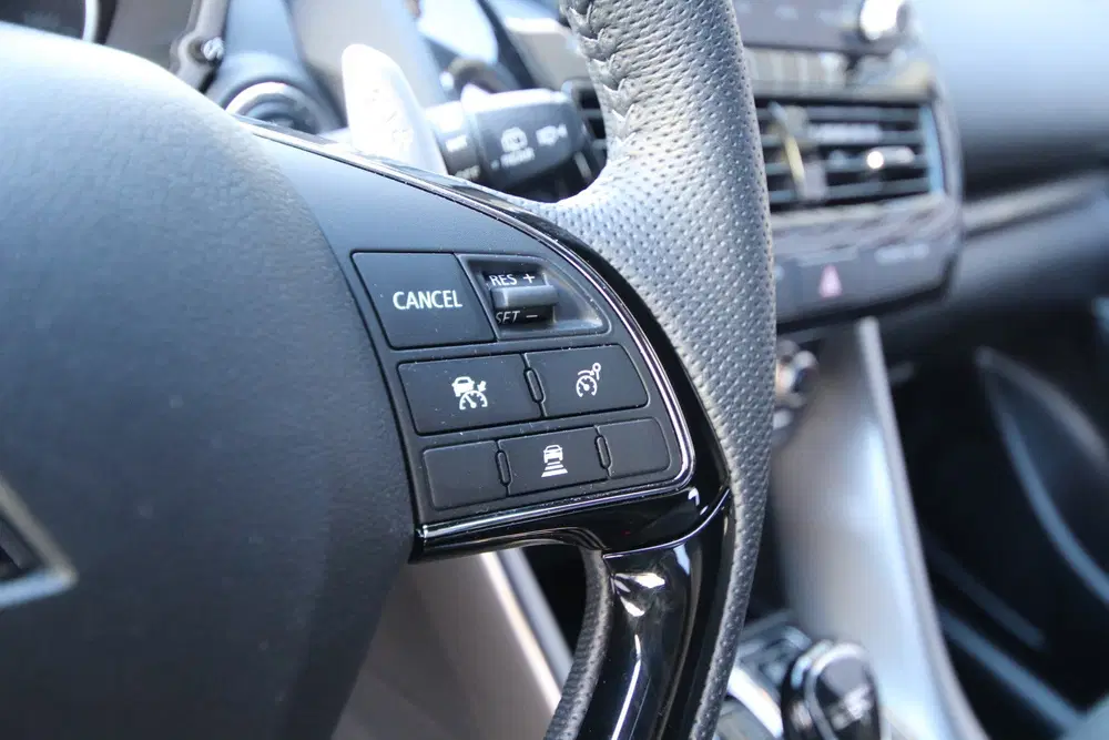 Mitsubishi Eclipse Cross 2.4 PHEV Black Edition E.Achterklep uit 2023, foto 7