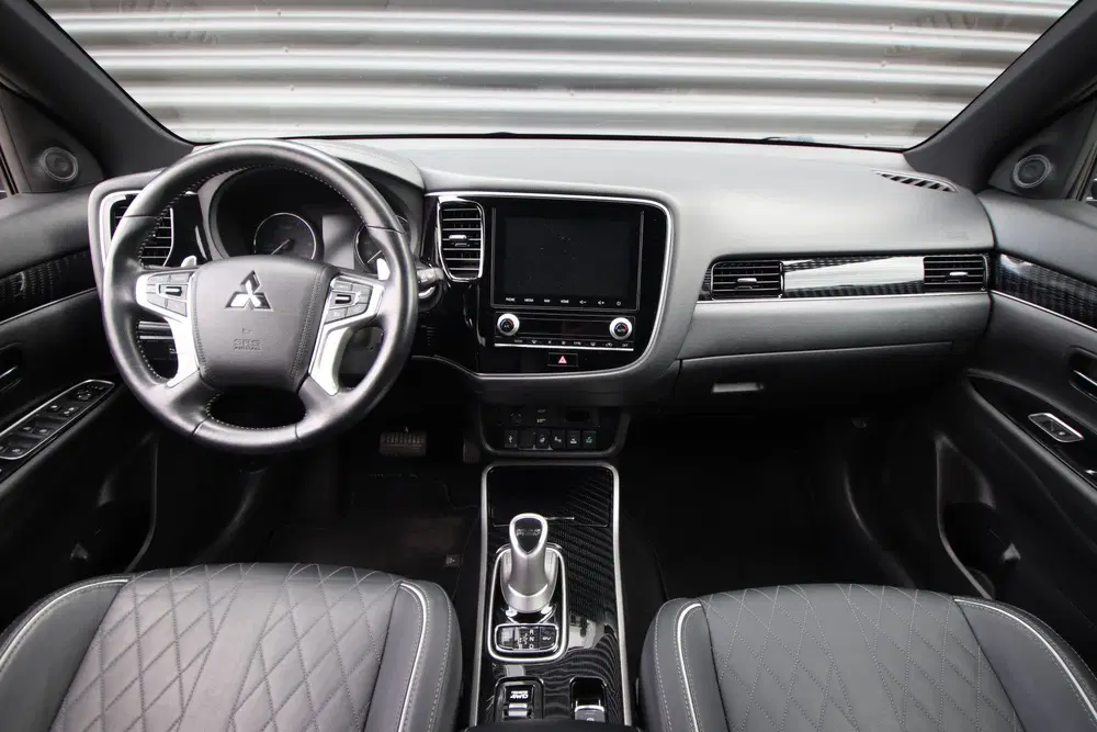 Mitsubishi Outlander 2.4 PHEV Instyle 1e eigenaar dealer o.h uit 2020, foto 4