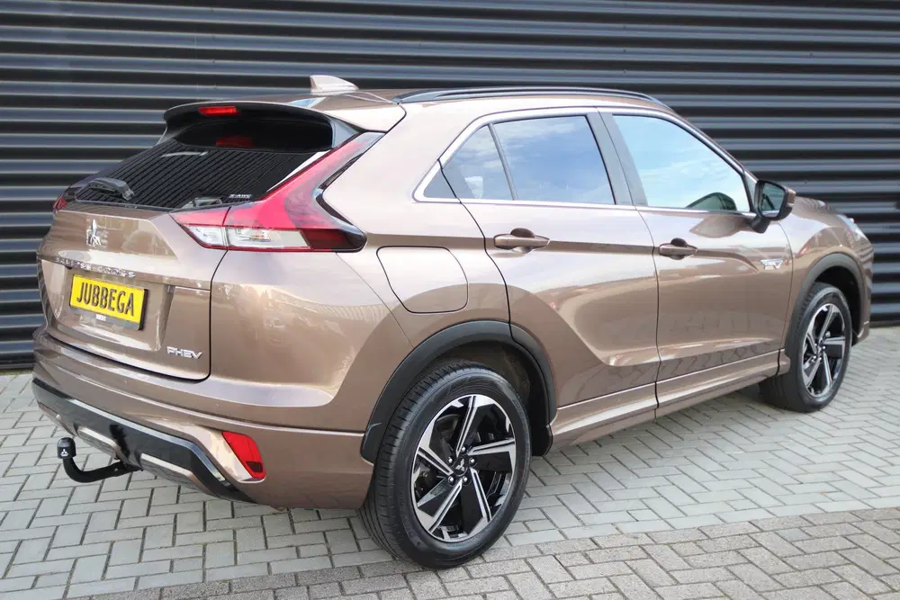 Mitsubishi Eclipse Cross 2.4 PHEV Executive Trekhaak uit 2024, foto 2