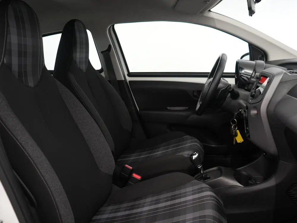 Peugeot 108 1.0 e-VTi Active uit 2019, foto 4