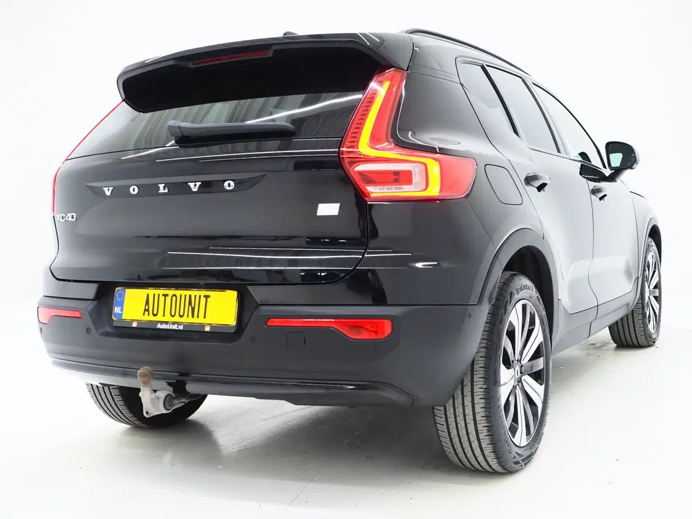 Volvo XC40 1.5 T5 Plug-in hybrid Ultimate Dark uit 2022, foto 10