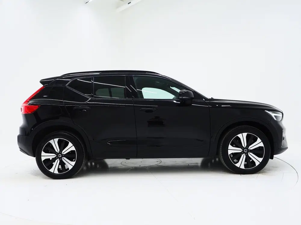 Volvo XC40 1.5 T5 Plug-in hybrid Ultimate Dark uit 2022, foto 11