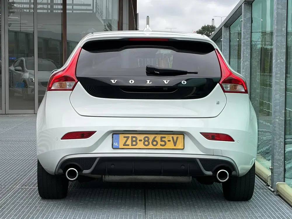Volvo V40 1.5 T3 Polar+ Sport Automaat uit 2019, foto 5